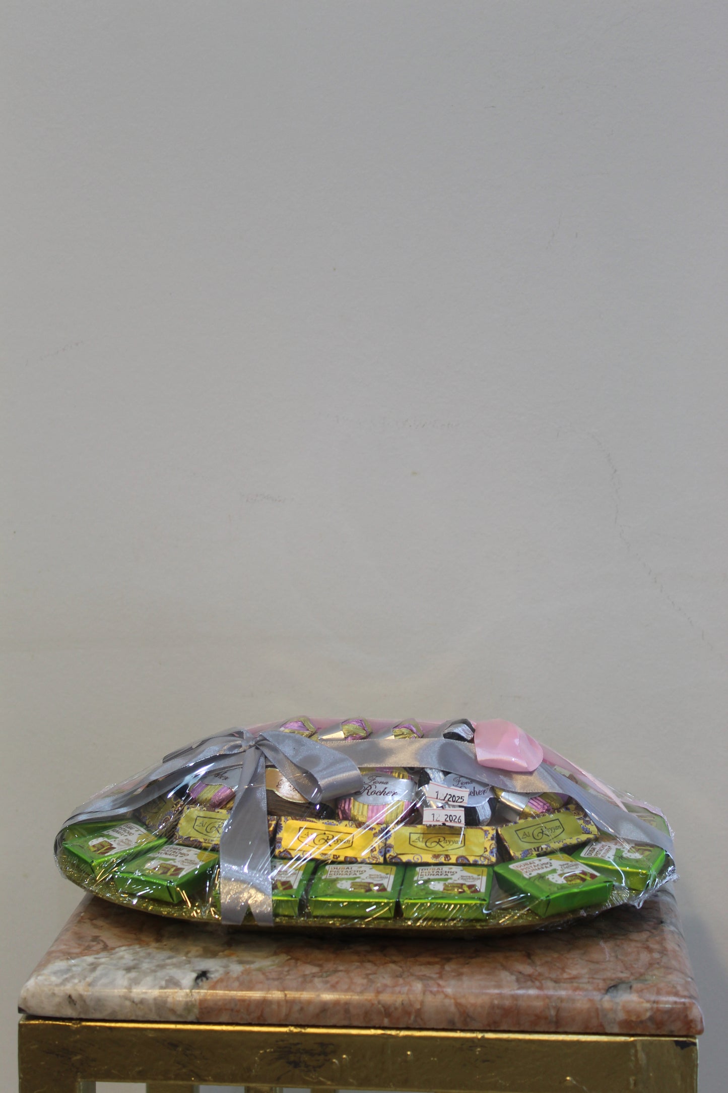 Dubai Pistachio and Al Rayyan mix chocolate plate
