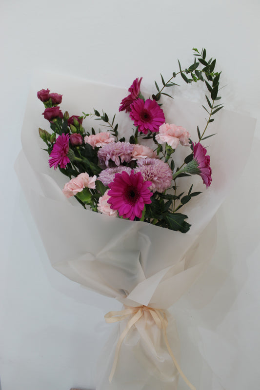 Beauty queen hand Bouquet
