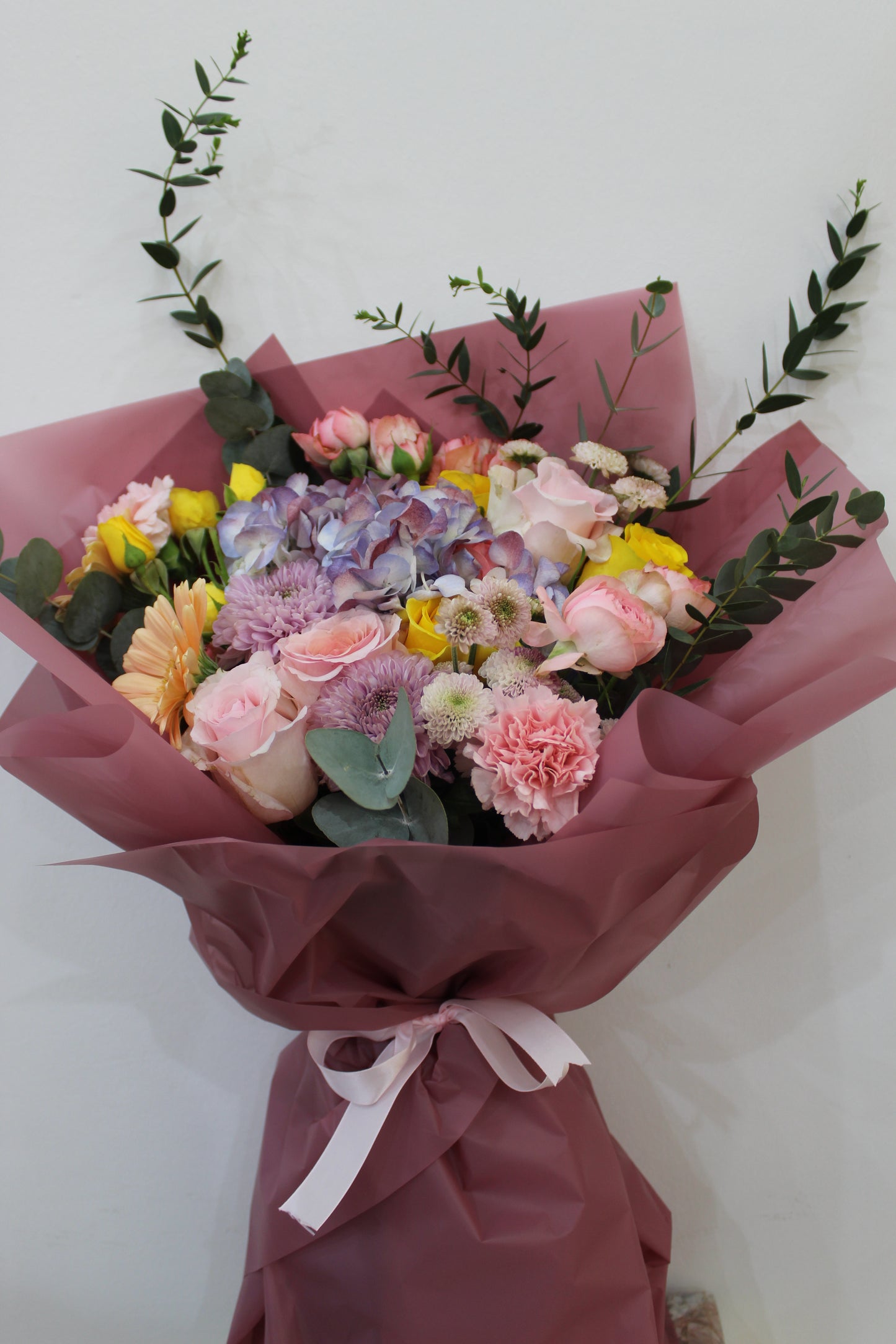 Elegant assorted  bouquet